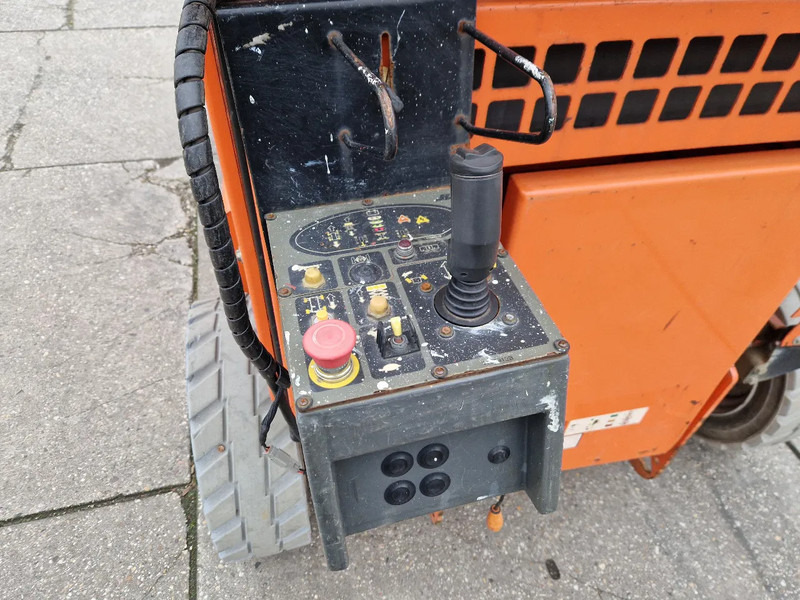 Scherenbühne JLG 3369LE elektrisch werkhoogte 12.06m.: das Bild 6 Scherenbühne JLG 3369LE elektrisch werkhoogte 12.06m.: das Bild 6