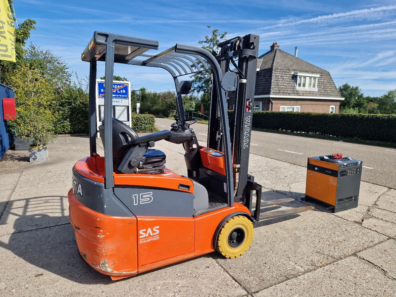 Toyota 1500 kg. elektrisch hefhoogte 5.00m. - Elektrostapler: das Bild 1 Toyota 1500 kg. elektrisch hefhoogte 5.00m. - Elektrostapler: das Bild 1