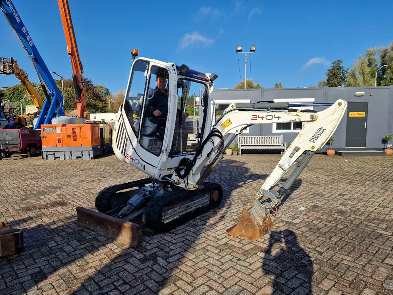 WACKER NEUSON 2404RD met nivelleersysteem, mountain proof - Minibagger: das Bild 1 WACKER NEUSON 2404RD met nivelleersysteem, mountain proof - Minibagger: das Bild 1