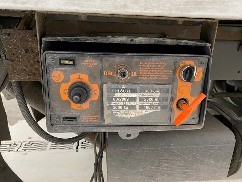 DAF CF75.250 - damaged engine* - Koffer LKW: das Bild 4 DAF CF75.250 - damaged engine* - Koffer LKW: das Bild 4