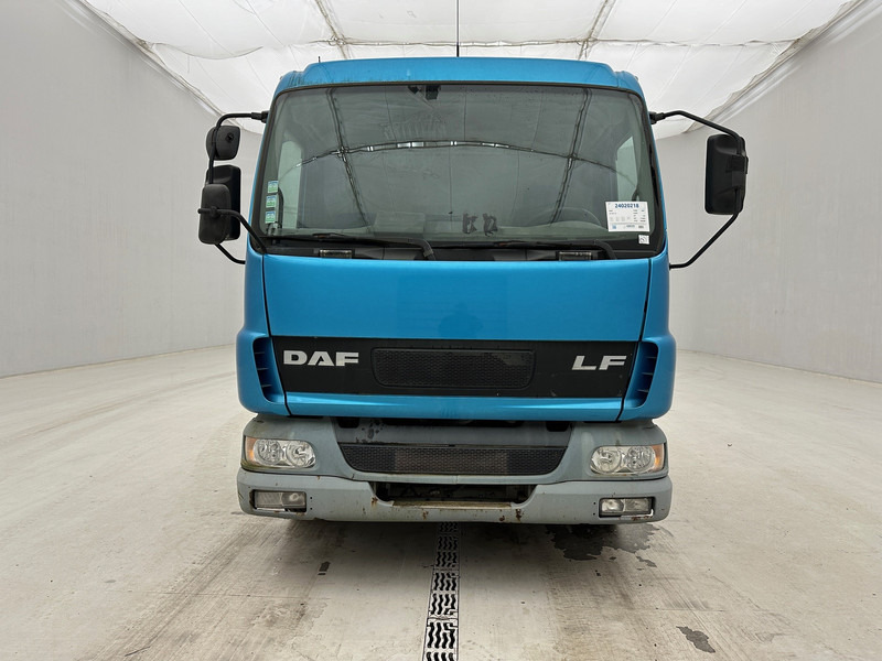 DAF LF45.12 - Autotransporter LKW: das Bild 2 DAF LF45.12 - Autotransporter LKW: das Bild 2