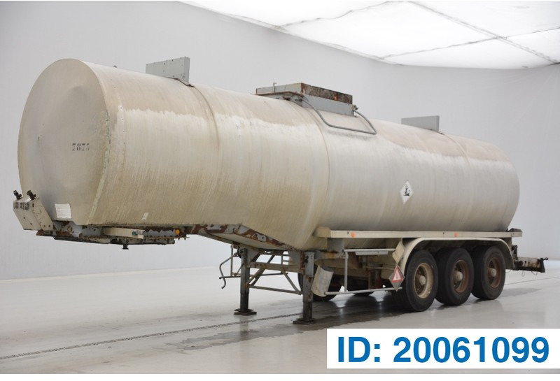 Fruehauf Bitumen tank trailer* - Tankauflieger: das Bild 1 Fruehauf Bitumen tank trailer* - Tankauflieger: das Bild 1