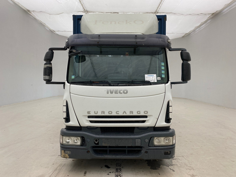 Iveco Eurocargo 120E22 - Plane LKW: das Bild 2 Iveco Eurocargo 120E22 - Plane LKW: das Bild 2