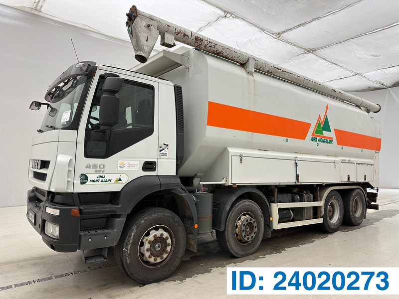 Iveco Eurotrakker 450* - Tankwagen: das Bild 1 Iveco Eurotrakker 450* - Tankwagen: das Bild 1