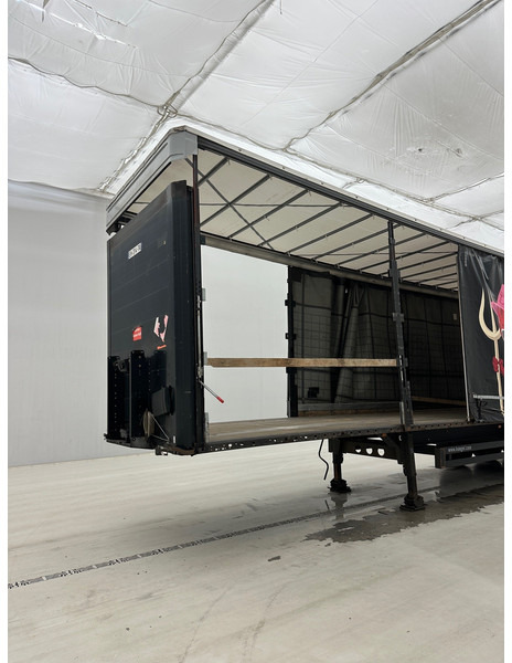 Kögel Tautliner* - Planenauflieger: das Bild 4 Kögel Tautliner* - Planenauflieger: das Bild 4