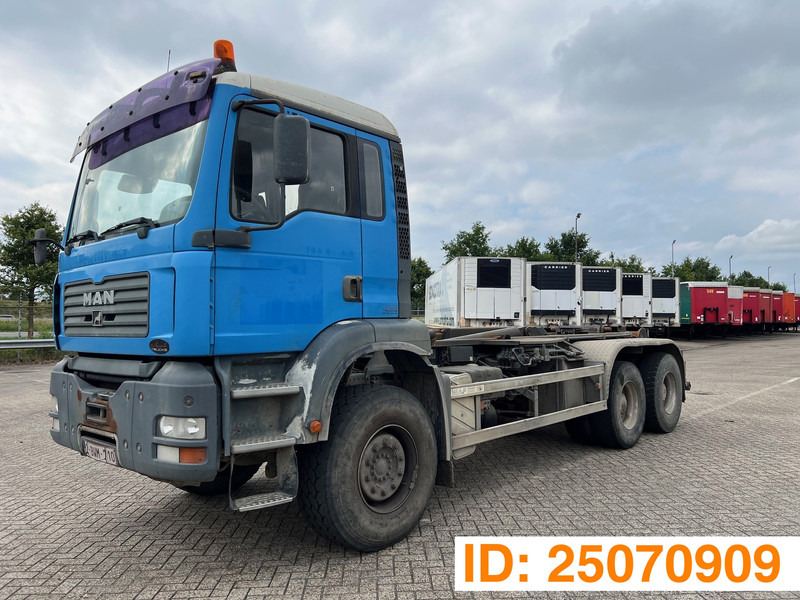 MAN TGA 26.410 - 6x4 - Abrollkipper: das Bild 1 MAN TGA 26.410 - 6x4 - Abrollkipper: das Bild 1
