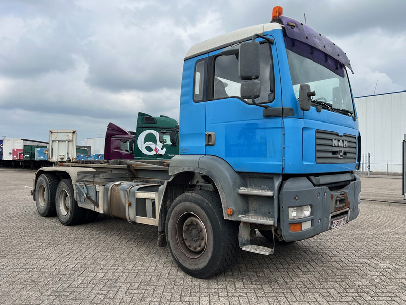 MAN TGA 26.410 - 6x4 - Abrollkipper: das Bild 3 MAN TGA 26.410 - 6x4 - Abrollkipper: das Bild 3