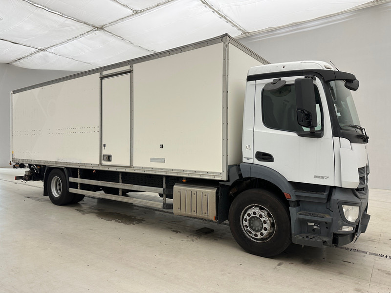 Mercedes-Benz Antos 1827 - Koffer LKW: das Bild 3 Mercedes-Benz Antos 1827 - Koffer LKW: das Bild 3