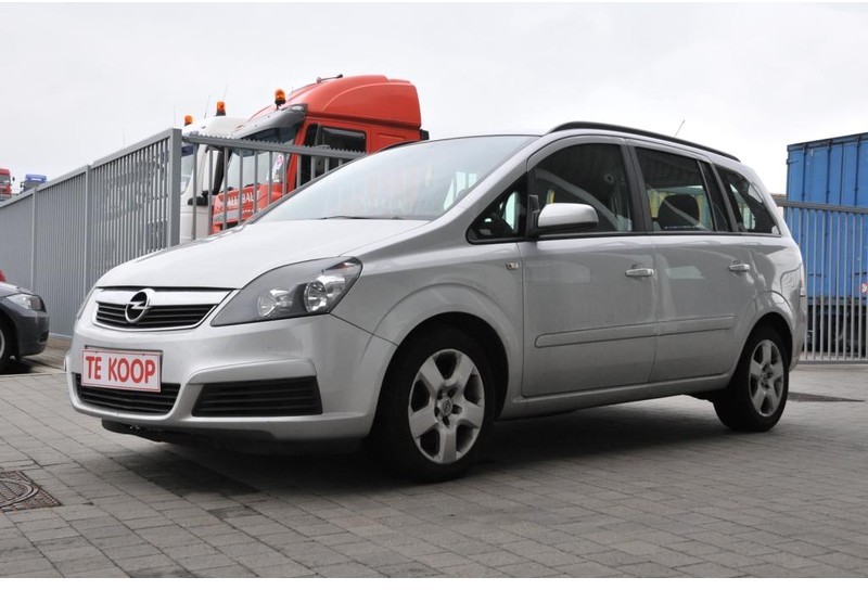 Opel Zafira - PKW: das Bild 2 Opel Zafira - PKW: das Bild 2