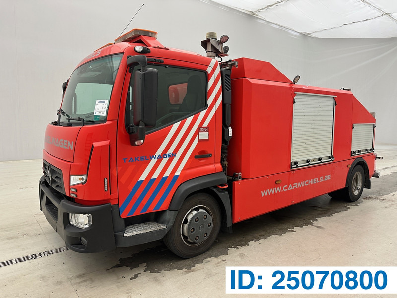 Renault D7.5 - Autotransporter LKW: das Bild 1 Renault D7.5 - Autotransporter LKW: das Bild 1