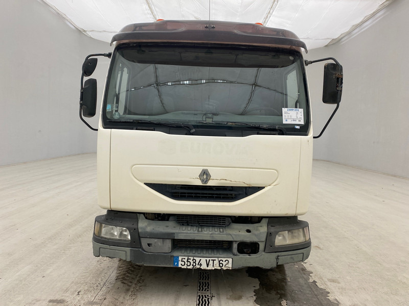 Renault Midlum 180 DCi - Tankwagen: das Bild 2 Renault Midlum 180 DCi - Tankwagen: das Bild 2