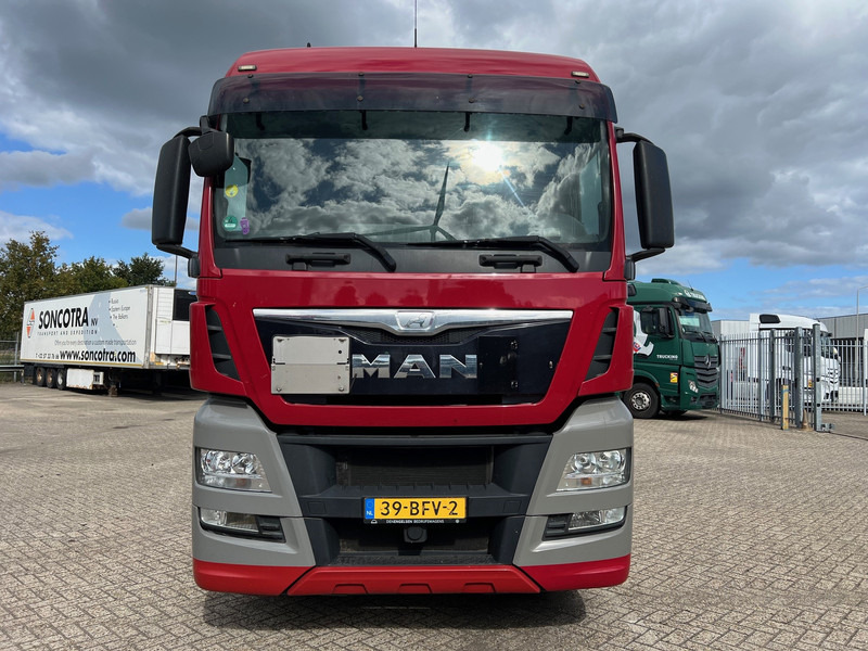 MAN TGX 18.440 - ADR - Sattelzugmaschine: das Bild 2 MAN TGX 18.440 - ADR - Sattelzugmaschine: das Bild 2