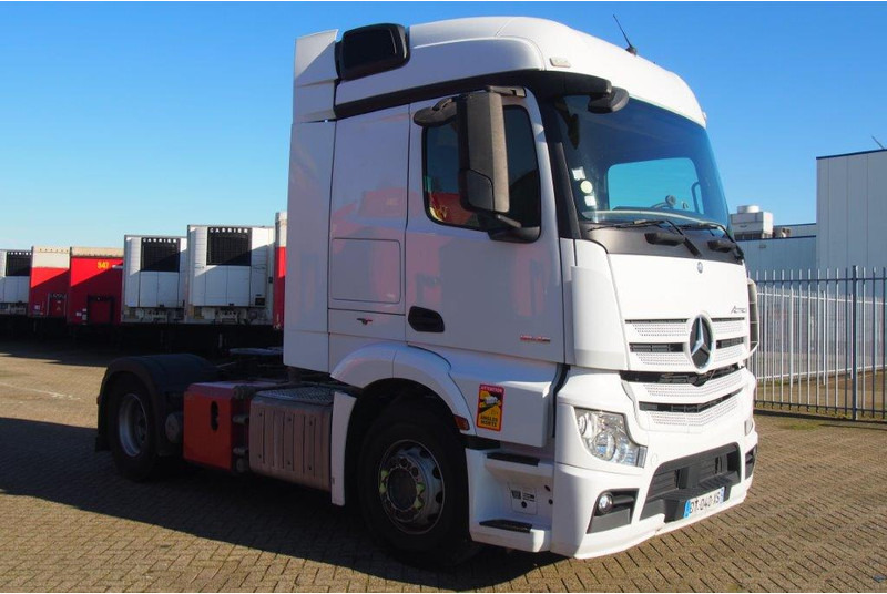 Mercedes-Benz Actros 1845LS "2016" - Sattelzugmaschine: das Bild 3 Mercedes-Benz Actros 1845LS "2016" - Sattelzugmaschine: das Bild 3