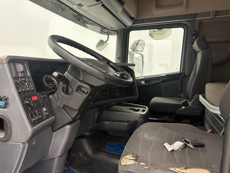Sattelzugmaschine Scania R450: das Bild 8