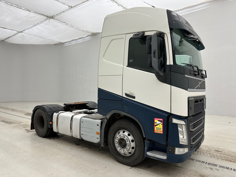 Volvo FH 420 Globetrotter - ADR - Sattelzugmaschine: das Bild 3 Volvo FH 420 Globetrotter - ADR - Sattelzugmaschine: das Bild 3