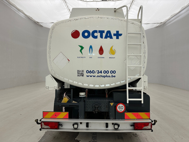 Scania P360 - 6x2 - Tankwagen: das Bild 5 Scania P360 - 6x2 - Tankwagen: das Bild 5