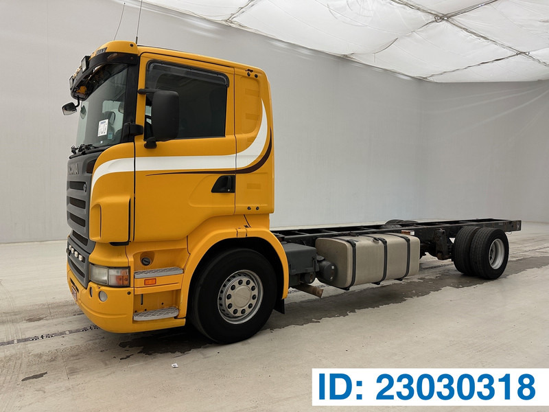 Scania R340 - Fahrgestell LKW: das Bild 1 Scania R340 - Fahrgestell LKW: das Bild 1