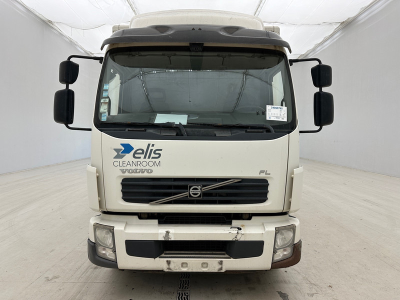 Volvo FL 240 - Koffer LKW: das Bild 2 Volvo FL 240 - Koffer LKW: das Bild 2