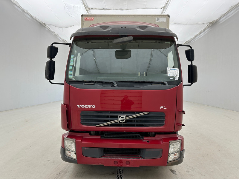 Volvo FL 240 - Koffer LKW: das Bild 2 Volvo FL 240 - Koffer LKW: das Bild 2