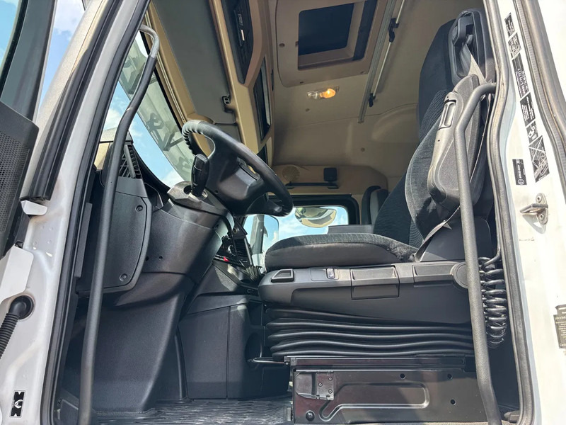 Mercedes-Benz Actros 1848 Retarder Euro 6 - Sattelzugmaschine: das Bild 5 Mercedes-Benz Actros 1848 Retarder Euro 6 - Sattelzugmaschine: das Bild 5