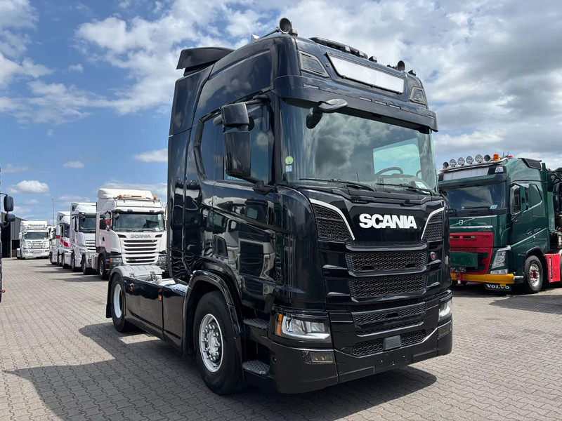 Scania R450 Euro 6 Retarder - Sattelzugmaschine: das Bild 2 Scania R450 Euro 6 Retarder - Sattelzugmaschine: das Bild 2