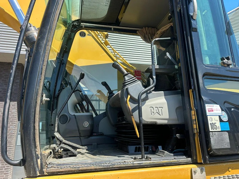 Kettenbagger Caterpillar 330D L CRAWLER EXCAVATOR: das Bild 10