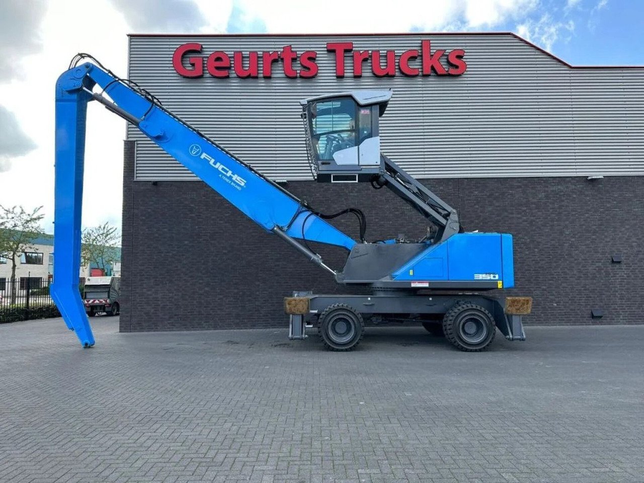 Fuchs MHL 350 MATERIAL HANDLER/UMSCHLAGBAGGER/OVERSLAG - Turmkran: das Bild 1 Fuchs MHL 350 MATERIAL HANDLER/UMSCHLAGBAGGER/OVERSLAG - Turmkran: das Bild 1