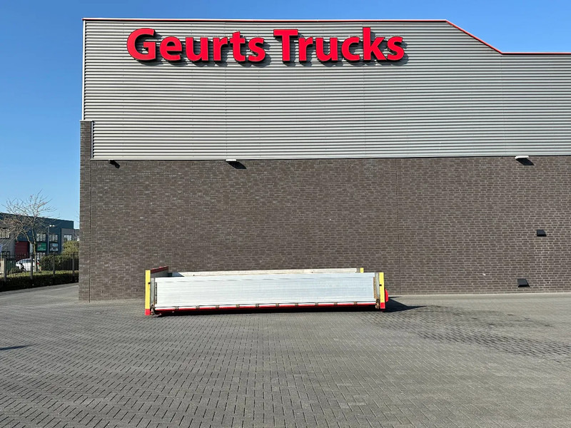 HMF WISSELLADBAK / AFZETBAK / WECHSELAUFBAU / SWAP BODY - Seecontainer: das Bild 1 HMF WISSELLADBAK / AFZETBAK / WECHSELAUFBAU / SWAP BODY - Seecontainer: das Bild 1