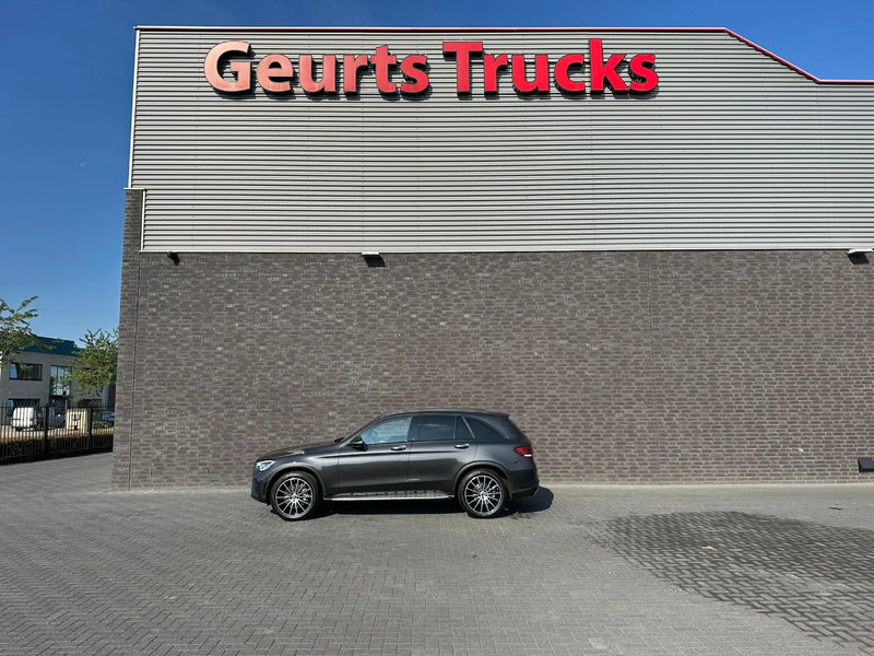 Mercedes-Benz GLC AMG 200 4MATIC - SUV/ Geländewagen: das Bild 1 Mercedes-Benz GLC AMG 200 4MATIC - SUV/ Geländewagen: das Bild 1
