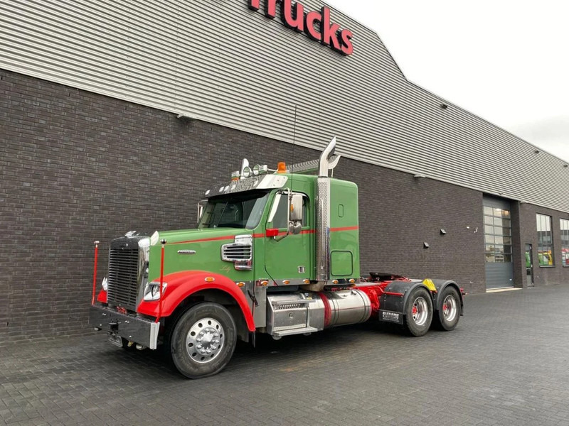 Freightliner CORONADA 6X4 EURO 6 TREKKER/TRACTOR/SATTELZUGMASCHINE/SHOWTRUCK - Sattelzugmaschine: das Bild 2 Freightliner CORONADA 6X4 EURO 6 TREKKER/TRACTOR/SATTELZUGMASCHINE/SHOWTRUCK - Sattelzugmaschine: das Bild 2