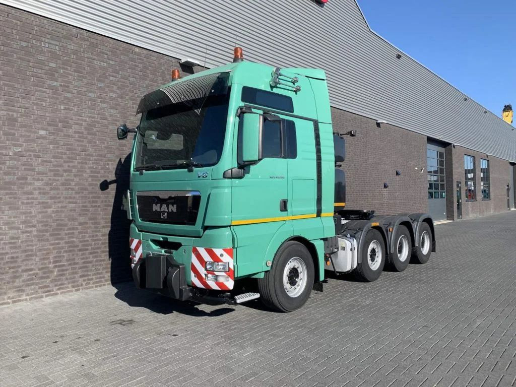 MAN TGX 41.680 V8 8X4 HEAVY DUTY TRACTOR 250 TONS - Sattelzugmaschine: das Bild 2 MAN TGX 41.680 V8 8X4 HEAVY DUTY TRACTOR 250 TONS - Sattelzugmaschine: das Bild 2