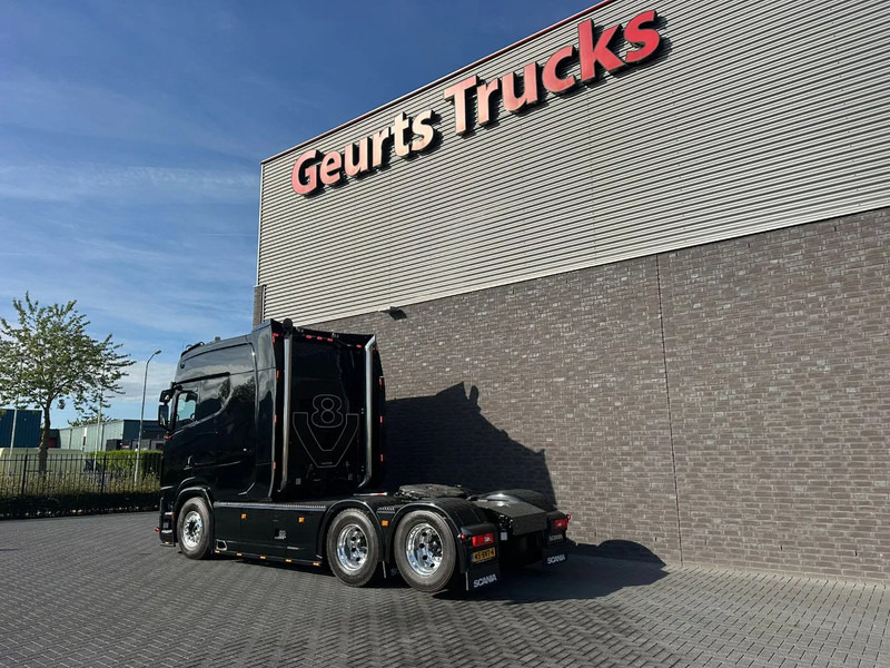 Scania S660 V8 6X2 LONGLINE SPECIAL INTERIOR BUFFL TREKKER MET HYDRAULIEK / SATTELZUG / TRACTOR UNIT / CAMIÓN - Sattelzugmaschine: das Bild 3 Scania S660 V8 6X2 LONGLINE SPECIAL INTERIOR BUFFL TREKKER MET HYDRAULIEK / SATTELZUG / TRACTOR UNIT / CAMIÓN - Sattelzugmaschine: das Bild 3
