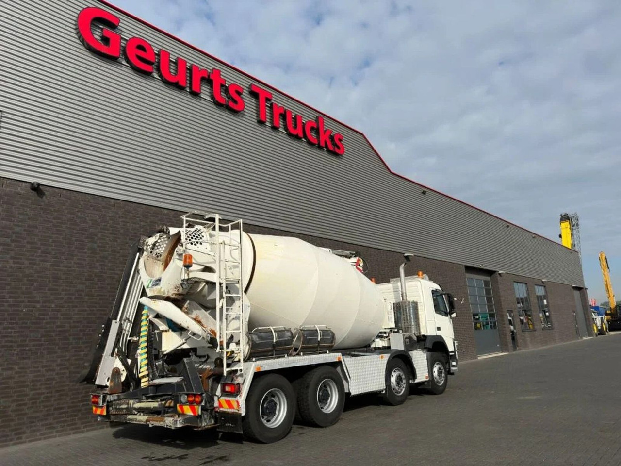 Volvo FM 410 8X4 + STETTER 9 M3 MIXER/MISCHER + THEAM - Fahrmischer: das Bild 5 Volvo FM 410 8X4 + STETTER 9 M3 MIXER/MISCHER + THEAM - Fahrmischer: das Bild 5