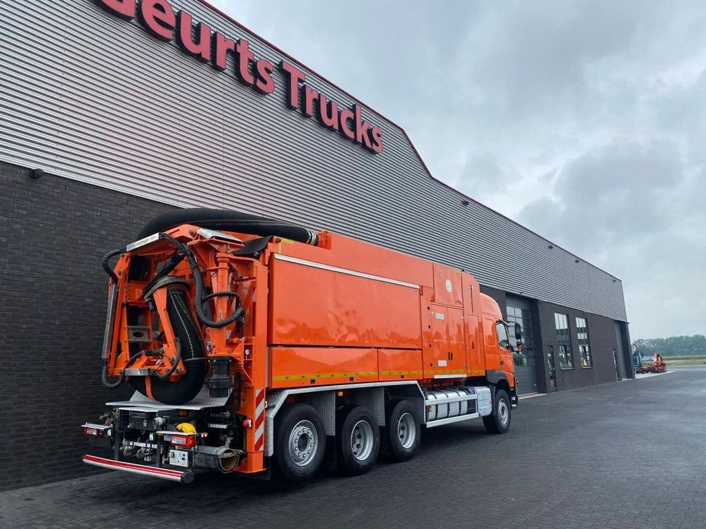 Volvo FMX 510 8X4 TRIDEM + MTS DINO 5 SAUGBAGGER/SUCTI - Saug-/ Spülfahrzeug: das Bild 5 Volvo FMX 510 8X4 TRIDEM + MTS DINO 5 SAUGBAGGER/SUCTI - Saug-/ Spülfahrzeug: das Bild 5