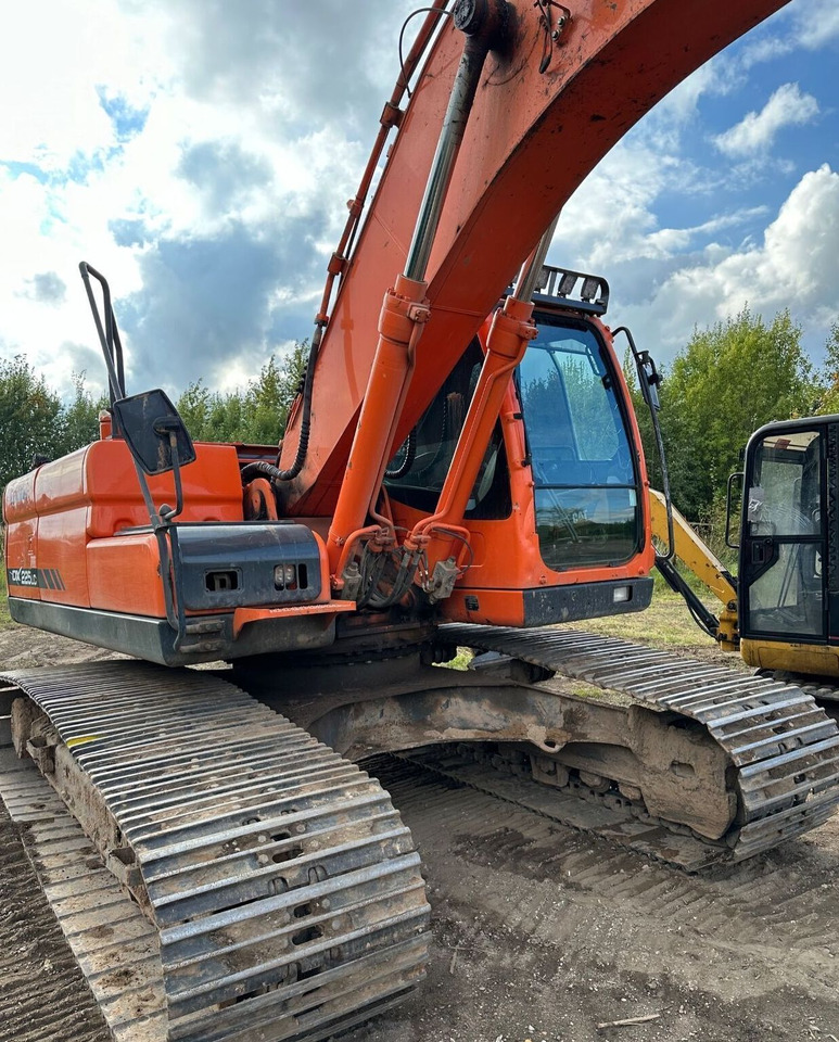 DOOSAN DX 225 LC - Kettenbagger: das Bild 1 DOOSAN DX 225 LC - Kettenbagger: das Bild 1