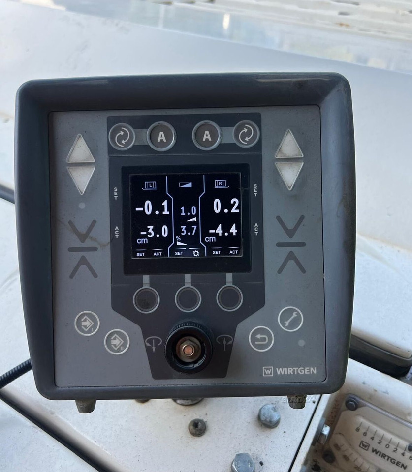 WIRTGEN W 100CFi - Asphalttechnik: das Bild 5 WIRTGEN W 100CFi - Asphalttechnik: das Bild 5