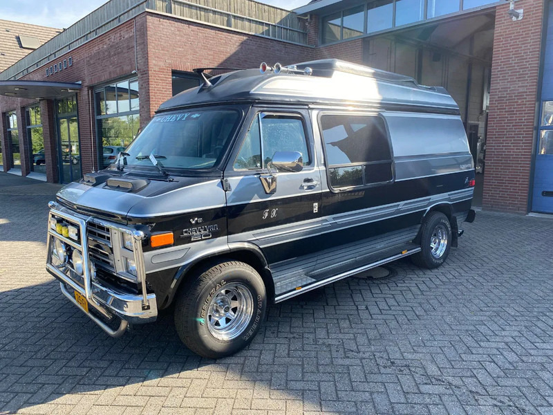 Chevrolet CAMPER CHEVY VAN 20D GLOBEMASTER.... V8 Diesel autom. - Camper Van: das Bild 1 Chevrolet CAMPER CHEVY VAN 20D GLOBEMASTER.... V8 Diesel autom. - Camper Van: das Bild 1