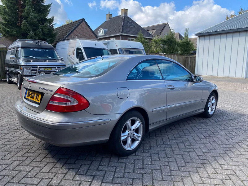 Mercedes-Benz CLK-Klasse C 200 KOMP. Autom. - PKW: das Bild 4 Mercedes-Benz CLK-Klasse C 200 KOMP. Autom. - PKW: das Bild 4