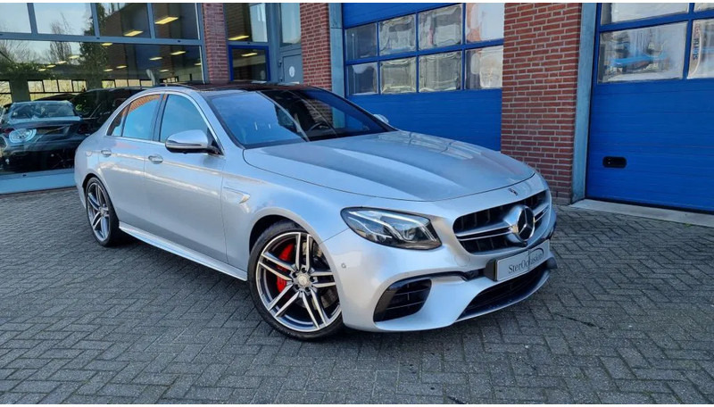 Mercedes-Benz E-Klasse 63 S, 4 Matic AMG..... Premium plus. - PKW: das Bild 1 Mercedes-Benz E-Klasse 63 S, 4 Matic AMG..... Premium plus. - PKW: das Bild 1