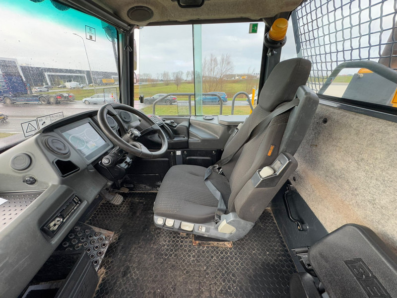 Knickgelenkter Dumper BELL B40E 6x6 - CE / Tail gate: das Bild 15