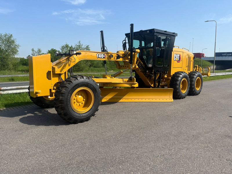 Caterpillar 140GC - Push block / Ripper / New Tires - Grader: das Bild 3 Caterpillar 140GC - Push block / Ripper / New Tires - Grader: das Bild 3