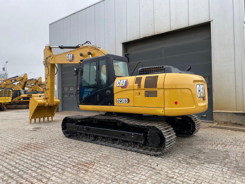 Caterpillar 323D3 - Kettenbagger: das Bild 3 Caterpillar 323D3 - Kettenbagger: das Bild 3