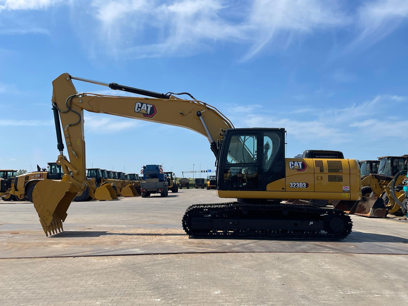 Caterpillar 323D3 - Bagger: das Bild 1 Caterpillar 323D3 - Bagger: das Bild 1