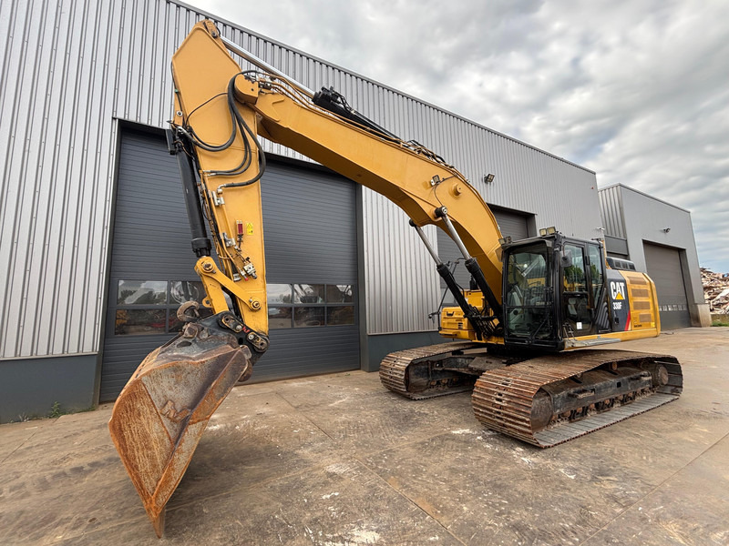 Caterpillar 330FL - Kettenbagger: das Bild 2 Caterpillar 330FL - Kettenbagger: das Bild 2