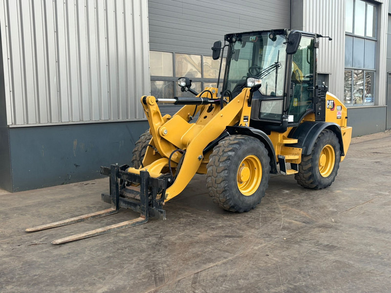 Caterpillar 908 - Radlader: das Bild 2 Caterpillar 908 - Radlader: das Bild 2