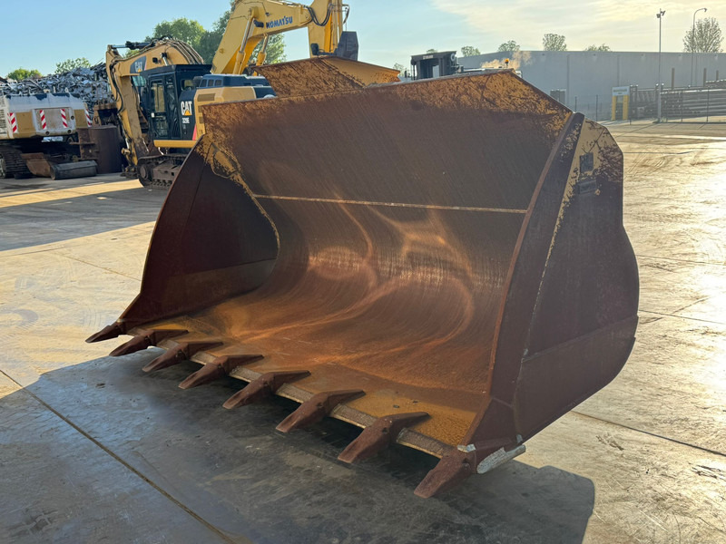 Caterpillar 980M Bucket with teeth, Volvo groot - Schaufel: das Bild 3 Caterpillar 980M Bucket with teeth, Volvo groot - Schaufel: das Bild 3