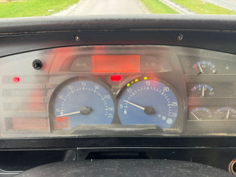 Kipper Renault Kerax 320.26 dCI 6x4 Kipper: das Bild 19 Kipper Renault Kerax 320.26 dCI 6x4 Kipper: das Bild 19