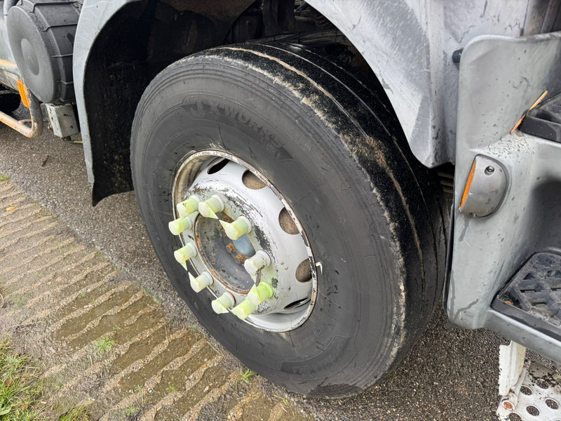 Kipper Renault Kerax 320.26 dCI 6x4 Kipper: das Bild 9 Kipper Renault Kerax 320.26 dCI 6x4 Kipper: das Bild 9