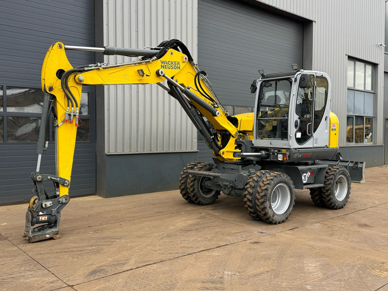 WACKER NEUSON EW100 E06-03 - Mobilbagger: das Bild 2 WACKER NEUSON EW100 E06-03 - Mobilbagger: das Bild 2