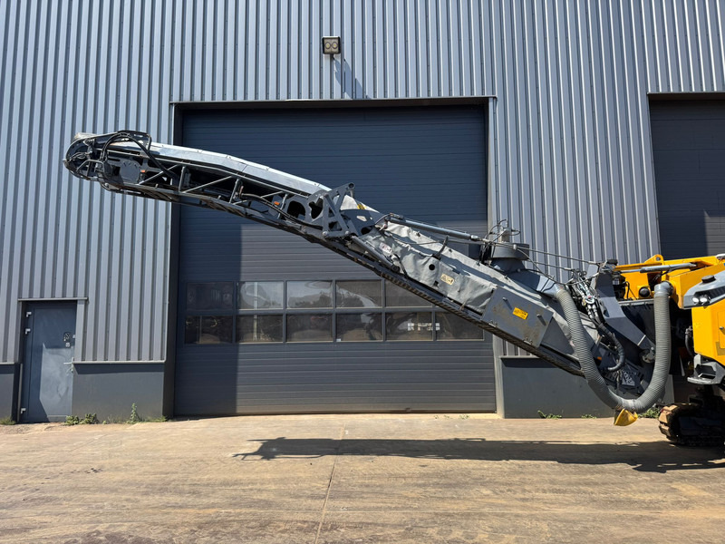Wirtgen W100CFI - Asphalttechnik: das Bild 4 Wirtgen W100CFI - Asphalttechnik: das Bild 4